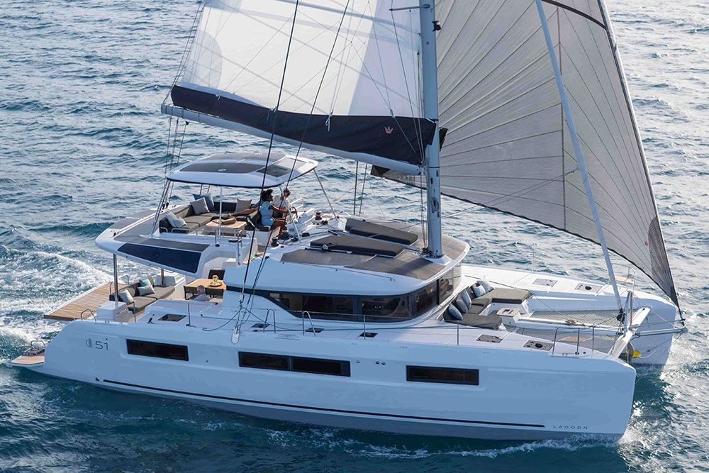 catamaran description
